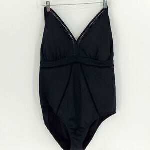 Time and True black 3X (24 W-26W) back bathing suit. Sliming Excellent condition